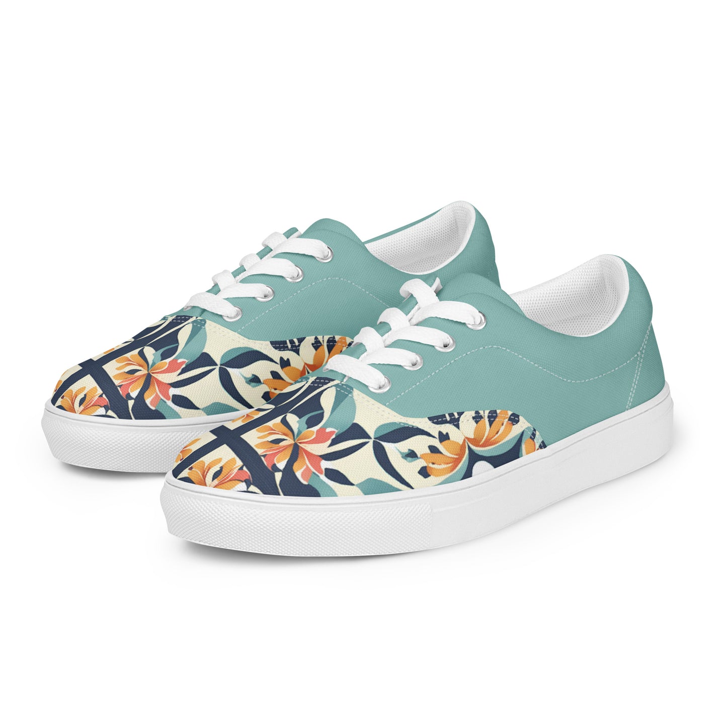 Women’s lace-up canvas shoes