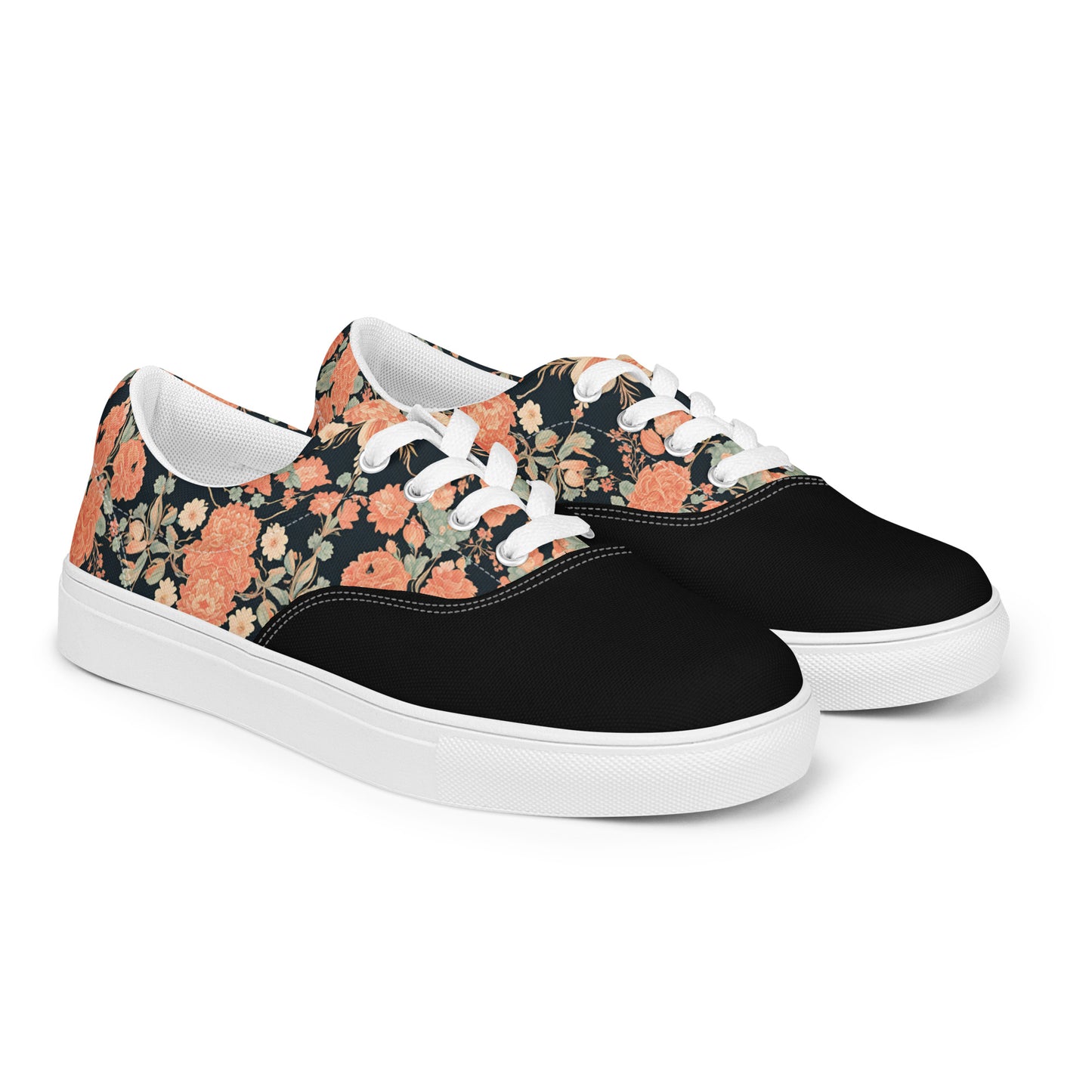 Women’s lace-up canvas shoes